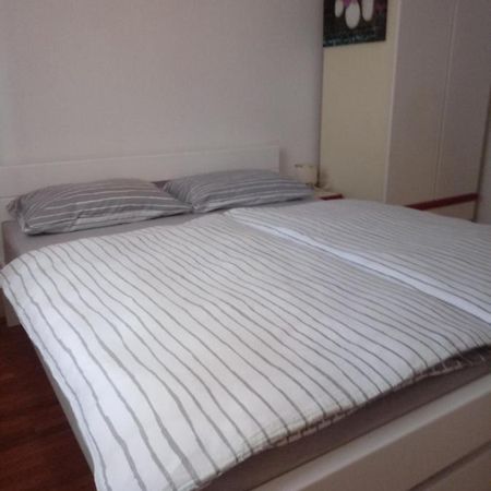 V Klancu Apartment Dekani ภายนอก รูปภาพ